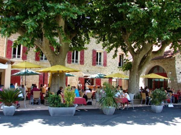 Auberge De Bonpas Logis De France Hotel Avinhão Exterior foto